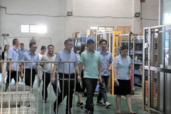 “訪企拓崗促就業(yè),合作共贏創(chuàng)未來”-貴州工程應(yīng)用技術(shù)學(xué)院領(lǐng)導(dǎo)蒞臨我司開展校企合作調(diào)研